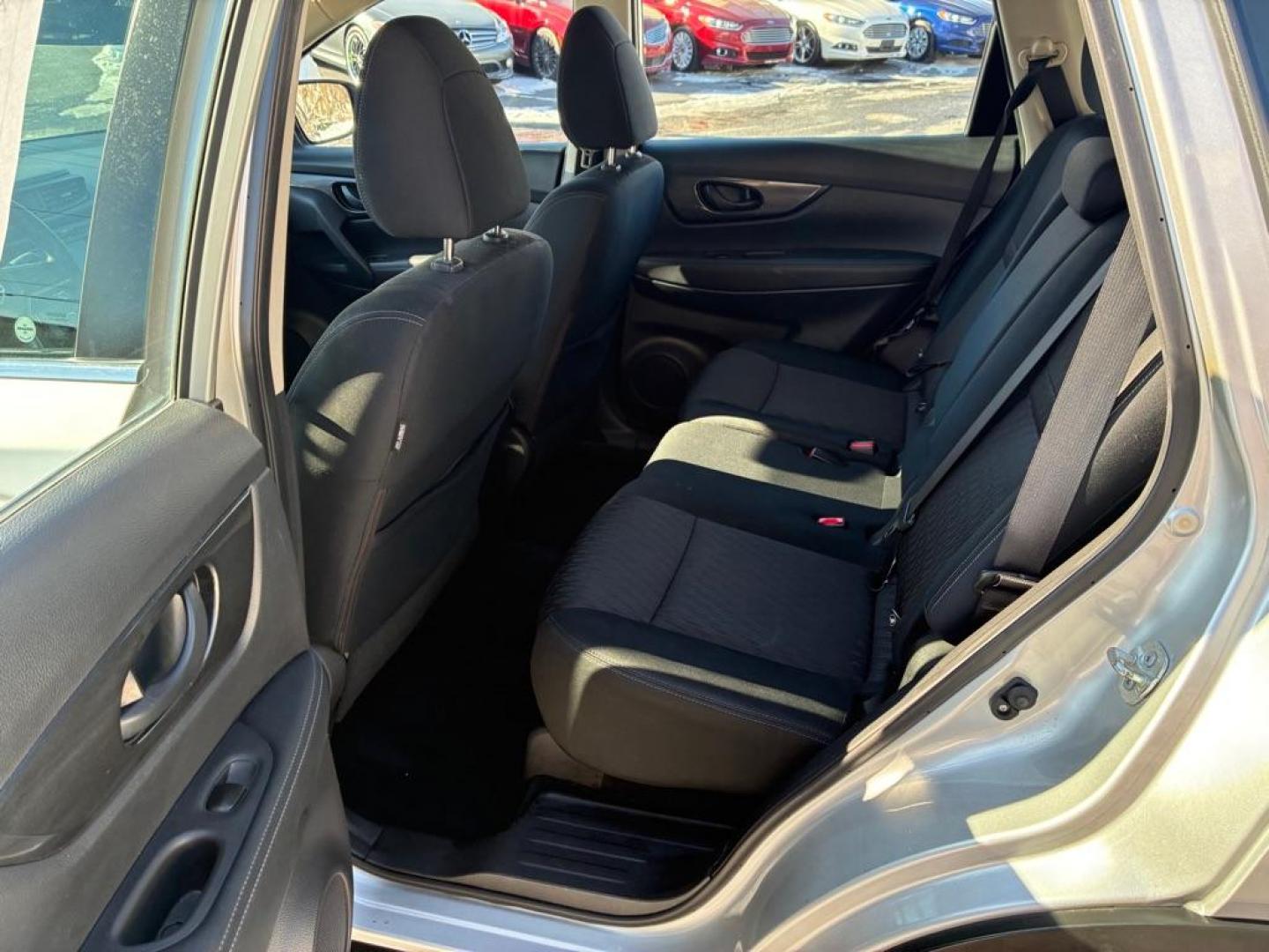 2019 SILVER NISSAN ROGUE S (KNMAT2MVXKP) with an 2.5L engine, Continuously Variable transmission, located at 117 North Cameron Street, Harrisburg, PA, 17101, (717) 963-8962, 40.267021, -76.875351 - WE FINANCE!!! Good Credit/ Challenged Credit/ No Credit - ALL Trade-Ins Welcomed!!! APPLY ONLINE or CALL us TODAY ;) Please call us to discuss your cash and/or financing options. - Photo#12