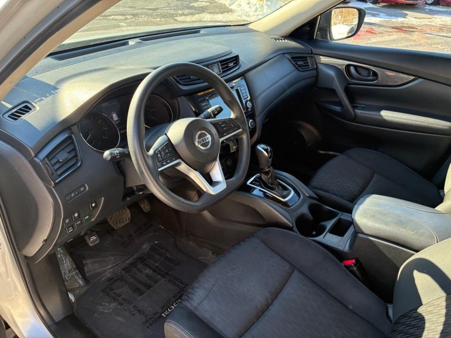2019 SILVER NISSAN ROGUE S (KNMAT2MVXKP) with an 2.5L engine, Continuously Variable transmission, located at 117 North Cameron Street, Harrisburg, PA, 17101, (717) 963-8962, 40.267021, -76.875351 - WE FINANCE!!! Good Credit/ Challenged Credit/ No Credit - ALL Trade-Ins Welcomed!!! APPLY ONLINE or CALL us TODAY ;) Please call us to discuss your cash and/or financing options. - Photo#13