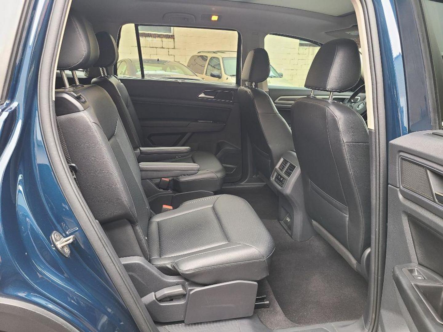 2019 BLUE VOLKSWAGEN ATLAS SEL (1V2RR2CA9KC) with an 3.6L engine, Automatic transmission, located at 7981 Paxton Street, Harrisburg, PA, 17111, (717) 561-2926, 40.261490, -76.749229 - WE FINANCE!!! Good Credit/ Bad Credit/ No Credit - ALL Trade-Ins Welcomed!!! ***Guaranteed Credit Approval*** APPLY ONLINE or CALL us TODAY ;) Please call us to discuss your cash and financing options. - Photo#15