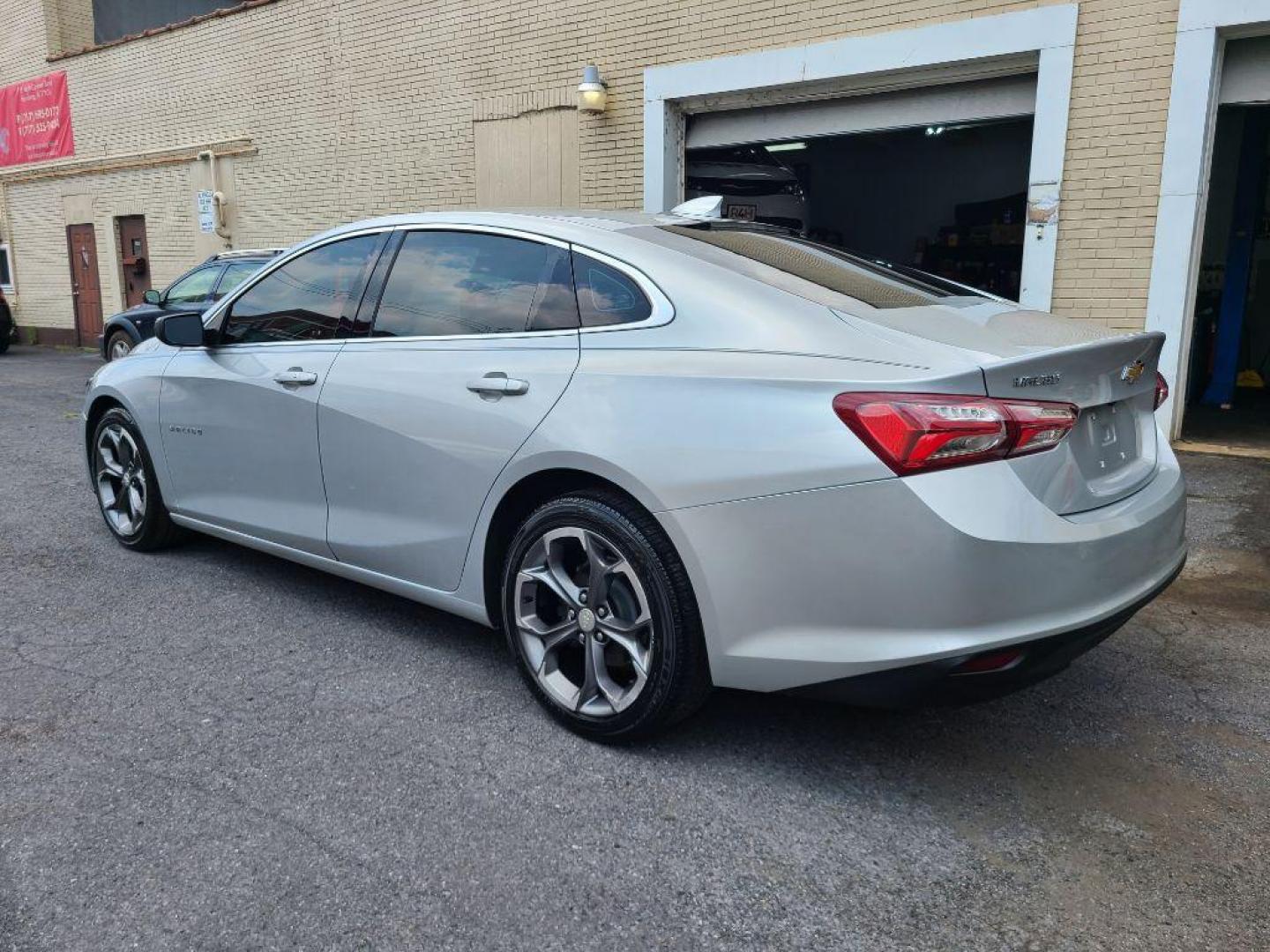 2020 SILVER CHEVROLET MALIBU LT (1G1ZD5ST3LF) with an 1.5L engine, Continuously Variable transmission, located at 117 North Cameron Street, Harrisburg, PA, 17101, (717) 963-8962, 40.267021, -76.875351 - WE FINANCE!!! Good Credit/ Bad Credit/ No Credit - ALL Trade-Ins Welcomed!!! ***Guaranteed Credit Approval*** APPLY ONLINE or CALL us TODAY ;) Internet Prices and Marketplace Prices are SPECIAL discounted ***CASH DEALS*** Retail Prices are higher. Please call us to discuss your cash and finan - Photo#2