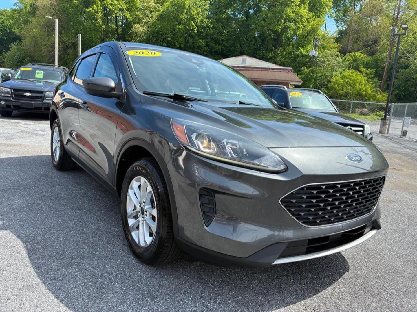 2020 GREY FORD ESCAPE SE (1FMCU9G61LU) with an 1.5L engine, Automatic transmission, located at 117 North Cameron Street, Harrisburg, PA, 17101, (717) 963-8962, 40.267021, -76.875351 - WE FINANCE!!! MOST vehicles are available for financing. Good Credit/ Challenged Credit/ No Credit - ALL Trade-Ins Welcomed!!! APPLY ONLINE or CALL us TODAY Please call us to discuss your cash and/or financing options. Thanks for checking our inventory! We're here to help. - Photo#6