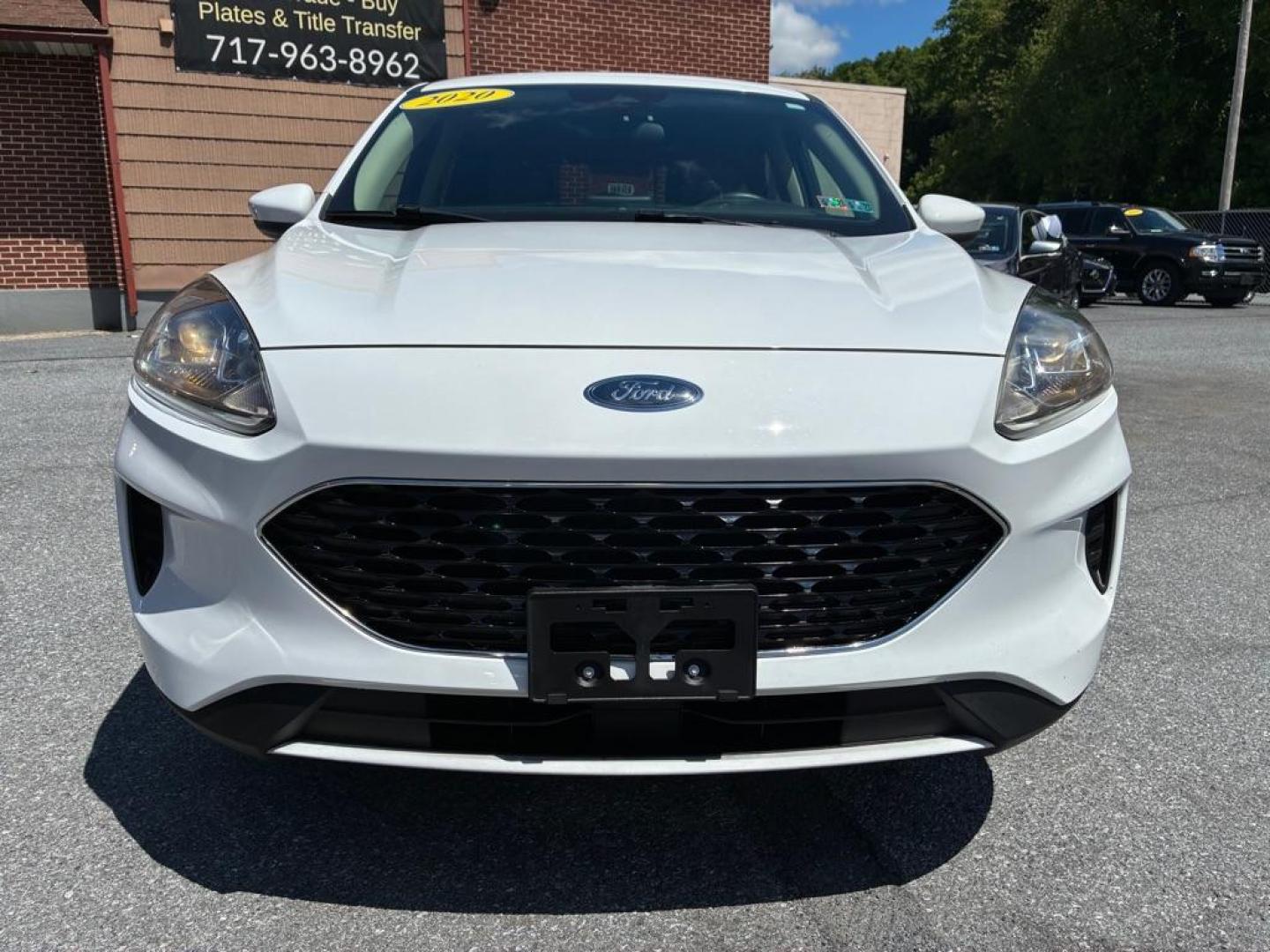 2020 WHITE FORD ESCAPE SE (1FMCU9G64LU) with an 1.5L engine, Automatic transmission, located at 117 North Cameron Street, Harrisburg, PA, 17101, (717) 963-8962, 40.267021, -76.875351 - WE FINANCE!!! MOST vehicles are available for financing. Good Credit/ Challenged Credit/ No Credit - ALL Trade-Ins Welcomed!!! APPLY ONLINE or CALL us TODAY Please call us to discuss your cash and/or financing options. Thanks for checking our inventory! We're here to help. - Photo#7