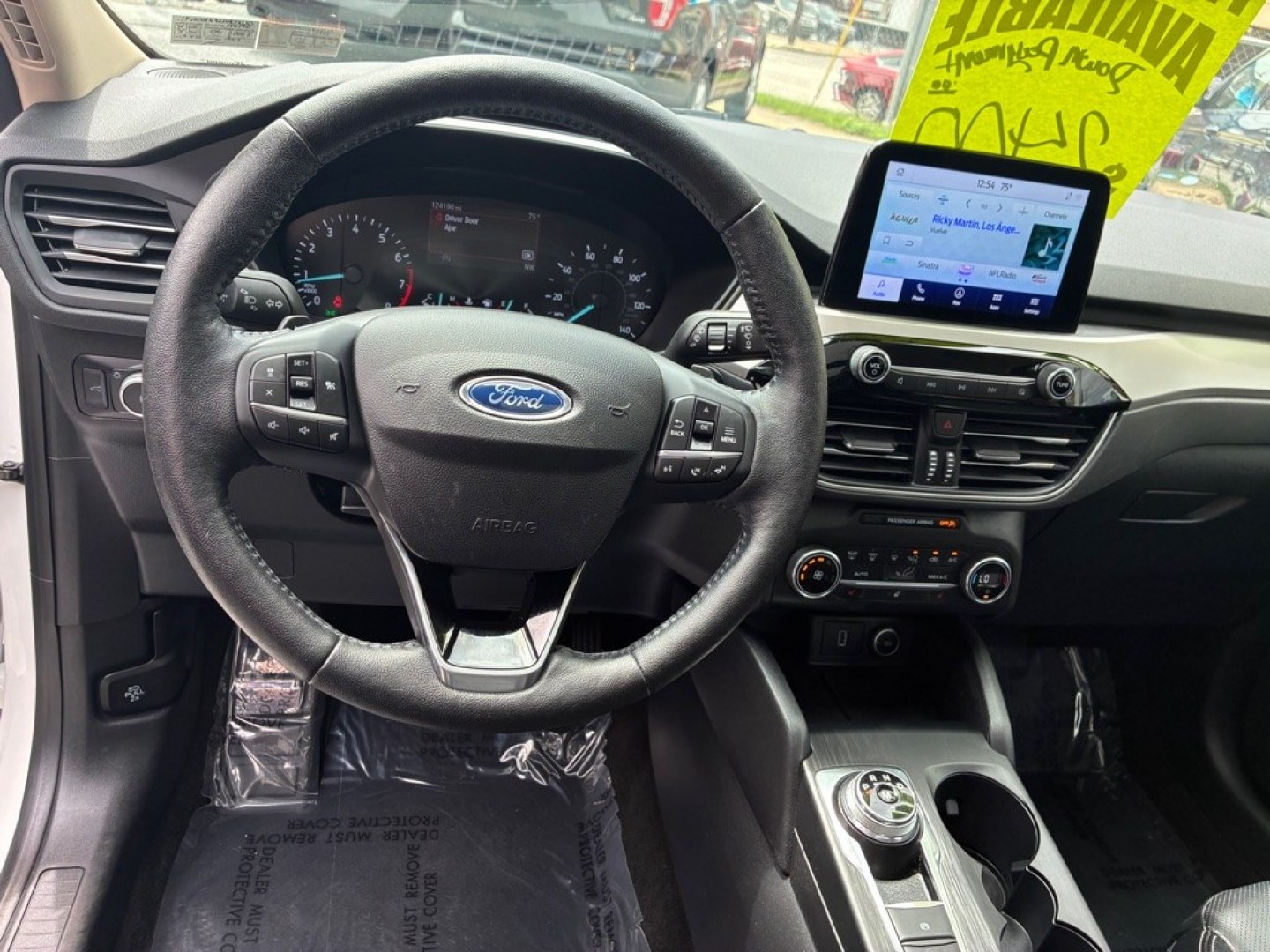 2020 WHITE FORD ESCAPE SEL (1FMCU9H92LU) with an 2.0L engine, Automatic transmission, located at 117 North Cameron Street, Harrisburg, PA, 17101, (717) 963-8962, 40.267021, -76.875351 - WE FINANCE!!! MOST vehicles are available for financing. Good Credit/ Challenged Credit/ No Credit - ALL Trade-Ins Welcomed!!! APPLY ONLINE or CALL us TODAY Please call us to discuss your cash and/or financing options. Thanks for checking our inventory! We're here to help.- Photo#14