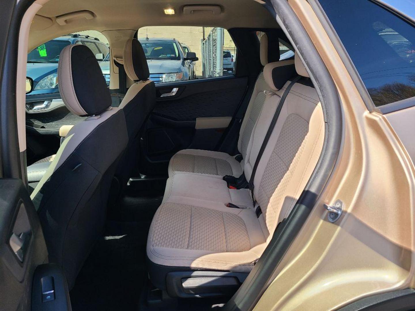 2020 TAN FORD ESCAPE SE (1FMCU9G64LU) with an 1.5L engine, Automatic transmission, located at 7981 Paxton Street, Harrisburg, PA, 17111, (717) 561-2926, 40.261490, -76.749229 - Photo#12