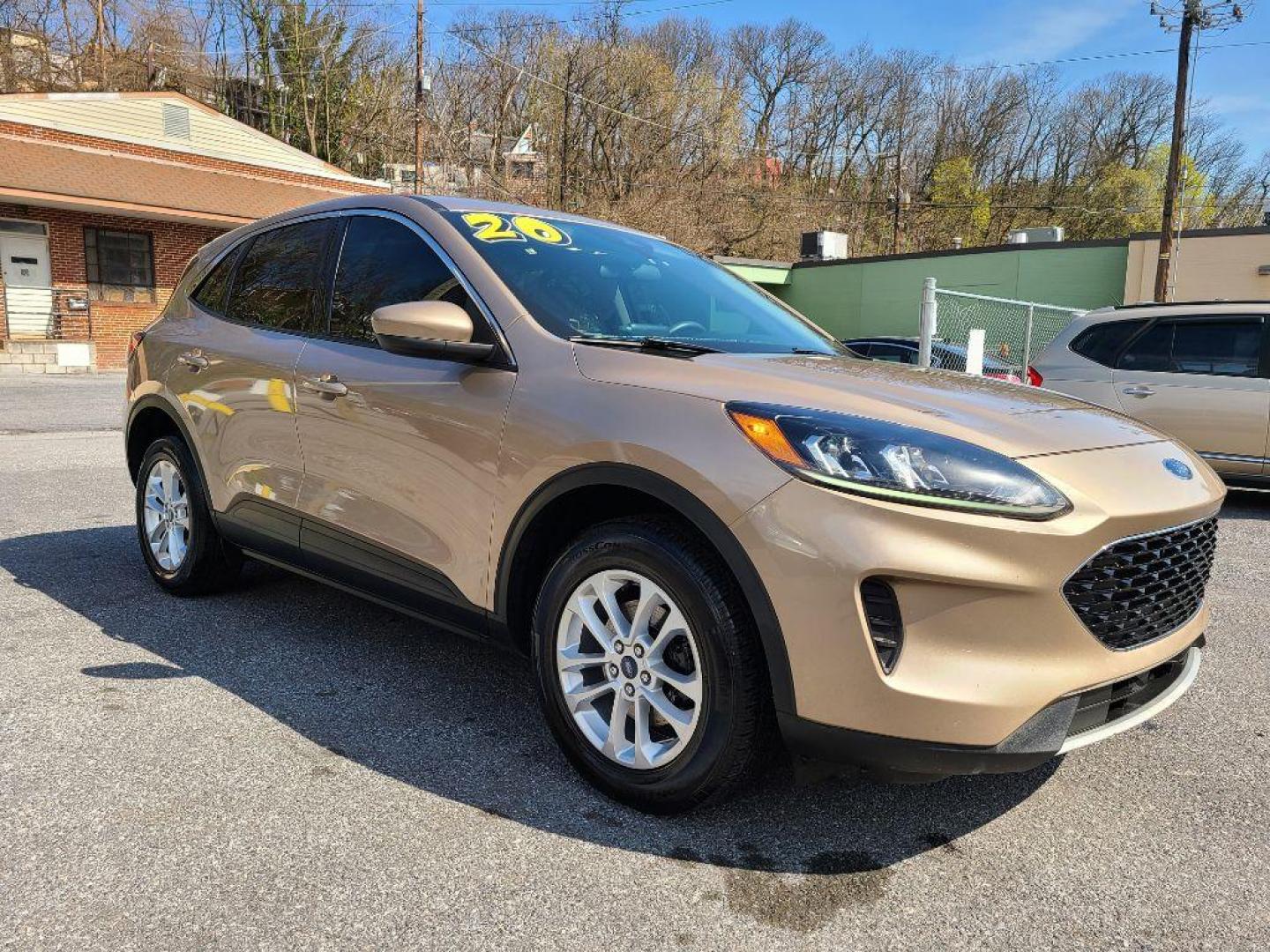 2020 TAN FORD ESCAPE SE (1FMCU9G64LU) with an 1.5L engine, Automatic transmission, located at 7981 Paxton Street, Harrisburg, PA, 17111, (717) 561-2926, 40.261490, -76.749229 - Photo#6