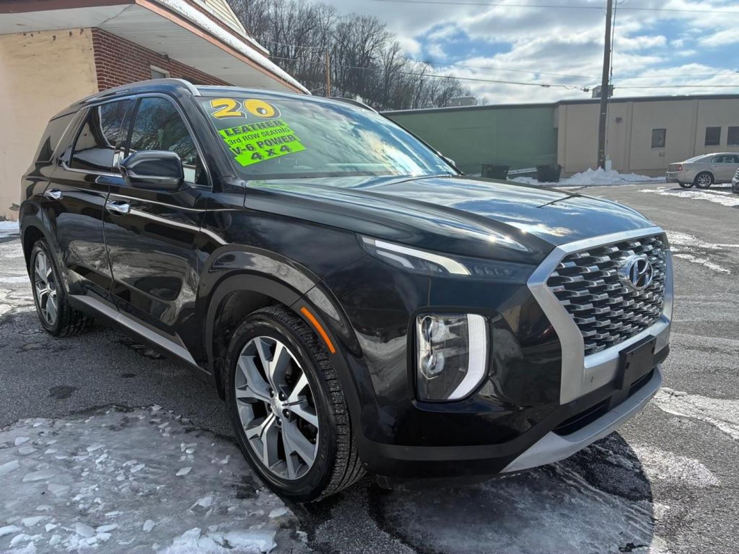 2020 BLACK HYUNDAI PALISADE SEL (KM8R4DHE2LU) with an 3.8L engine, Automatic transmission, located at 117 North Cameron Street, Harrisburg, PA, 17101, (717) 963-8962, 40.267021, -76.875351 - WE FINANCE!!! Good Credit/ Challenged Credit/ No Credit - ALL Trade-Ins Welcomed!!! APPLY ONLINE or CALL us TODAY ;) Please call us to discuss your cash and/or financing options. - Photo#6