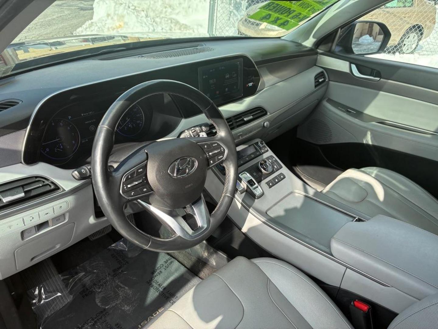 2020 BLACK HYUNDAI PALISADE SEL (KM8R4DHE2LU) with an 3.8L engine, Automatic transmission, located at 117 North Cameron Street, Harrisburg, PA, 17101, (717) 963-8962, 40.267021, -76.875351 - WE FINANCE!!! Good Credit/ Challenged Credit/ No Credit - ALL Trade-Ins Welcomed!!! APPLY ONLINE or CALL us TODAY ;) Please call us to discuss your cash and/or financing options. - Photo#16