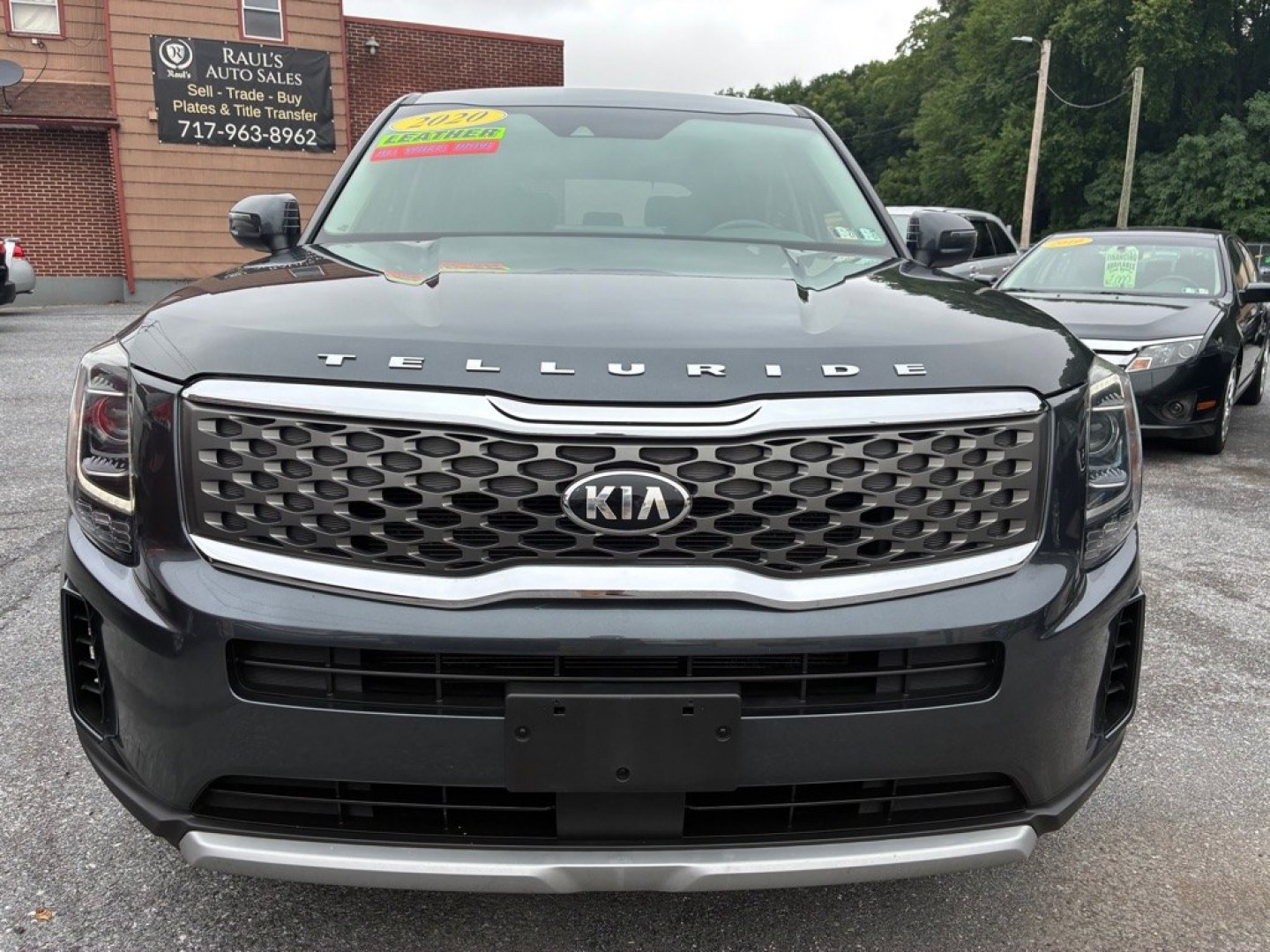 2020 GREEN KIA TELLURIDE LX (5XYP2DHC5LG) with an 3.8L engine, Automatic transmission, located at 117 North Cameron Street, Harrisburg, PA, 17101, (717) 963-8962, 40.267021, -76.875351- Photo#7