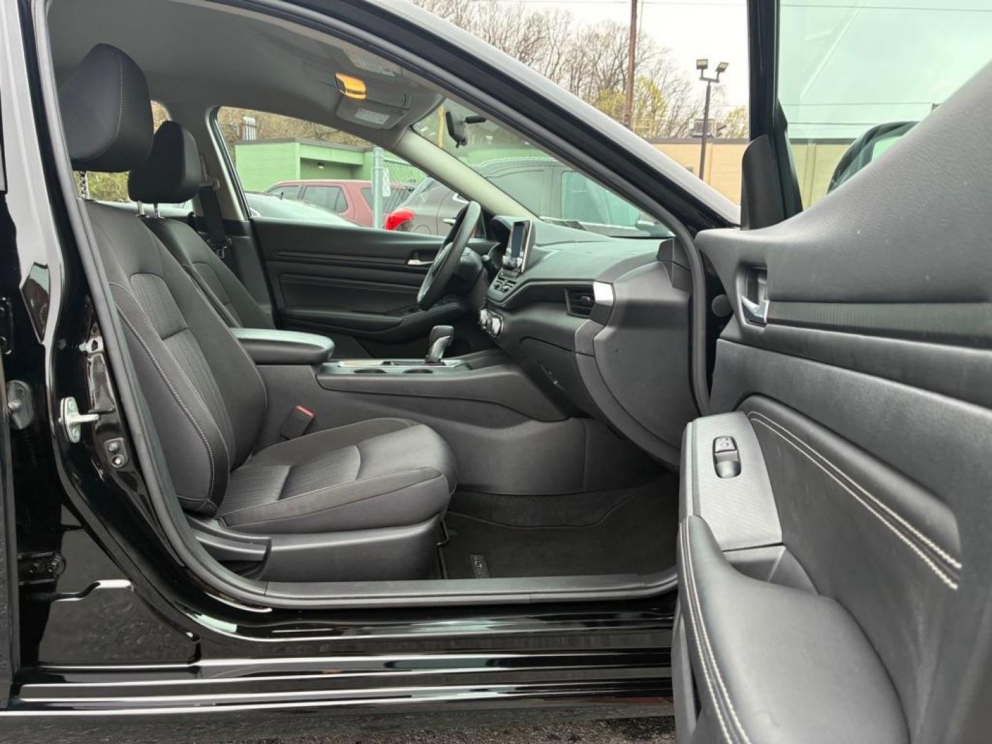 2020 BLACK NISSAN ALTIMA S (1N4BL4BW4LC) with an 2.5L engine, Continuously Variable transmission, located at 117 North Cameron Street, Harrisburg, PA, 17101, (717) 963-8962, 40.267021, -76.875351 - WE FINANCE!!! Good Credit/ Challenged Credit/ No Credit - ALL Trade-Ins Welcomed!!! APPLY ONLINE or CALL us TODAY ;) Please call us to discuss your cash and/or financing options. - Photo#8
