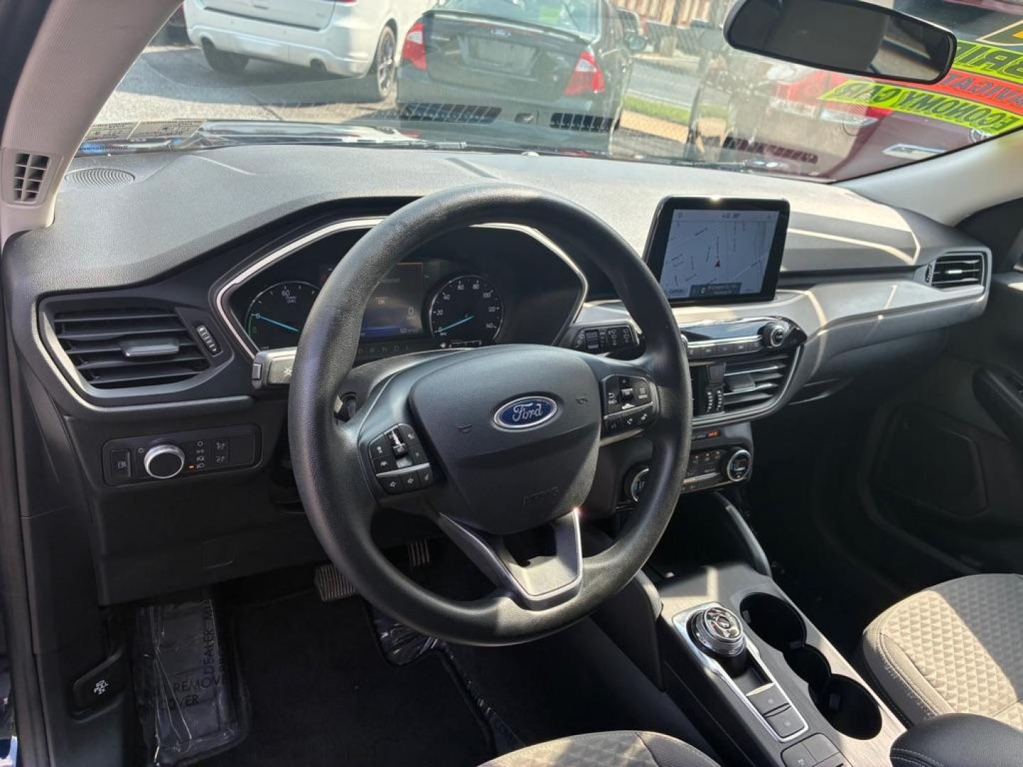 2021 BLUE FORD ESCAPE SE (1FMCU0BZ8MU) with an 2.5L engine, Continuously Variable transmission, located at 117 North Cameron Street, Harrisburg, PA, 17101, (717) 963-8962, 40.267021, -76.875351 - WE FINANCE!!! MOST vehicles are available for financing. Good Credit/ Challenged Credit/ No Credit - ALL Trade-Ins Welcomed!!! APPLY ONLINE or CALL us TODAY Please call us to discuss your cash and/or financing options. Thanks for checking our inventory! We're here to help. - Photo#14