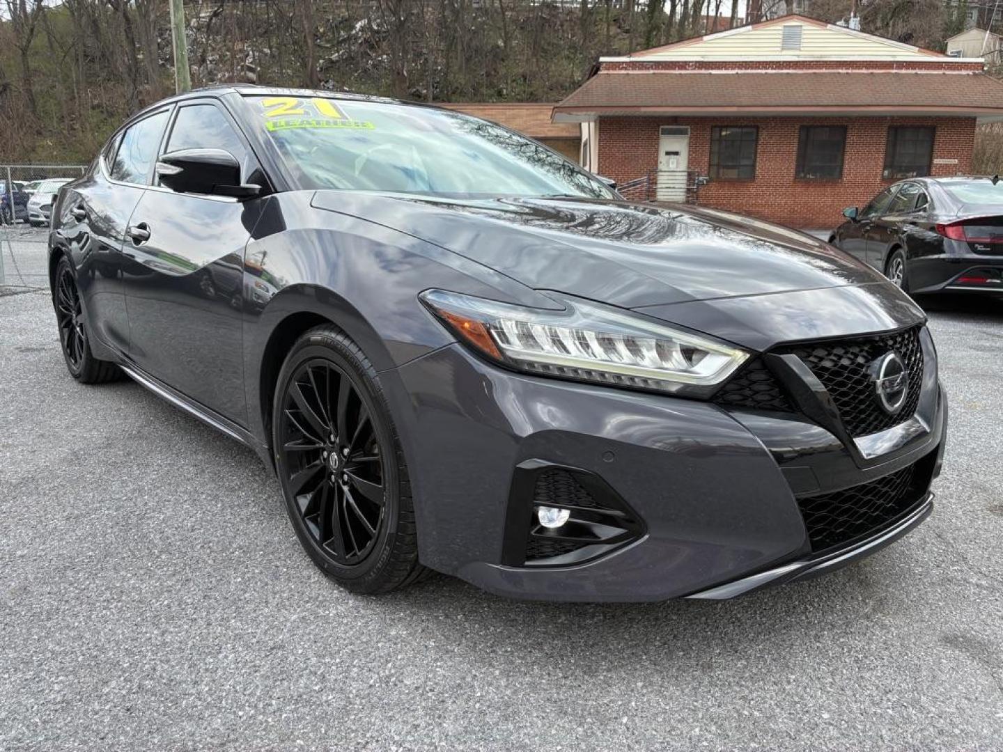 2021 GRAY NISSAN MAXIMA PLATINUM 40th ANNIV (1N4AA6FV5MC) with an 3.5L engine, Continuously Variable transmission, located at 117 North Cameron Street, Harrisburg, PA, 17101, (717) 963-8962, 40.267021, -76.875351 - WE FINANCE!!! Good Credit/ Challenged Credit/ No Credit - ALL Trade-Ins Welcomed!!! APPLY ONLINE or CALL us TODAY ;) Please call us to discuss your cash and/or financing options. - Photo#6
