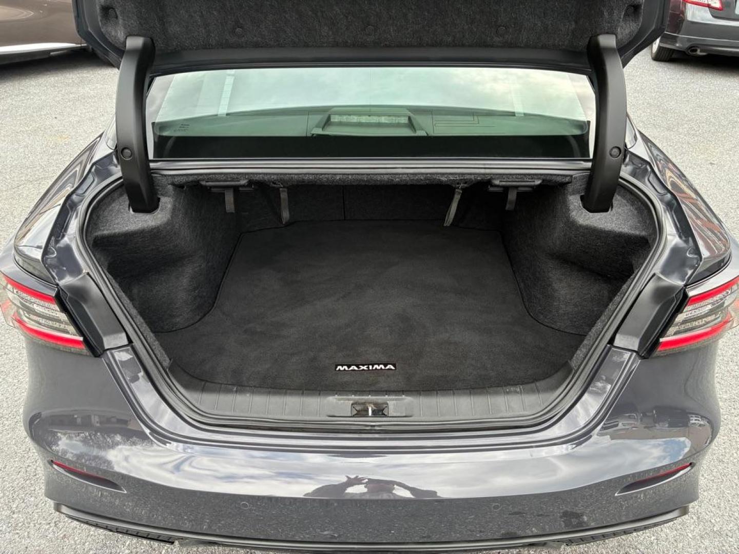 2021 GRAY NISSAN MAXIMA PLATINUM 40th ANNIV (1N4AA6FV5MC) with an 3.5L engine, Continuously Variable transmission, located at 117 North Cameron Street, Harrisburg, PA, 17101, (717) 963-8962, 40.267021, -76.875351 - WE FINANCE!!! Good Credit/ Challenged Credit/ No Credit - ALL Trade-Ins Welcomed!!! APPLY ONLINE or CALL us TODAY ;) Please call us to discuss your cash and/or financing options. - Photo#10