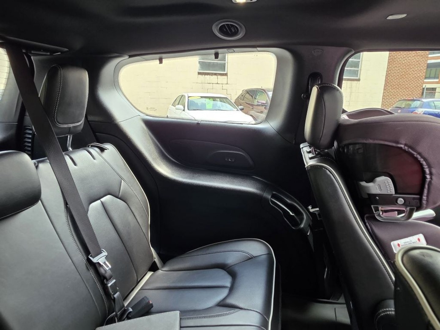 2022 BLACK CHRYSLER PACIFICA LIMITED (2C4RC1GG3NR) with an 3.6L engine, Automatic transmission, located at 117 North Cameron Street, Harrisburg, PA, 17101, (717) 963-8962, 40.267021, -76.875351 - WE FINANCE!!! MOST vehicles are available for financing. Good Credit/ Challenged Credit/ No Credit - ALL Trade-Ins Welcomed!!! APPLY ONLINE or CALL us TODAY Please call us to discuss your cash and/or financing options. Thanks for checking our inventory! We're here to help.- Photo#16