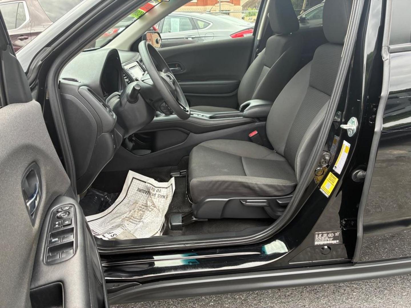 2022 BLACK HONDA HR-V LX (3CZRU6H30NM) with an 1.8L engine, Automatic transmission, located at 117 North Cameron Street, Harrisburg, PA, 17101, (717) 963-8962, 40.267021, -76.875351 - WE FINANCE!!! MOST vehicles are available for financing. Good Credit/ Challenged Credit/ No Credit - ALL Trade-Ins Welcomed!!! APPLY ONLINE or CALL us TODAY Please call us to discuss your cash and/or financing options. Thanks for checking our inventory! We're here to help. - Photo#13