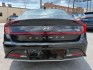 2022 BLACK HYUNDAI SONATA HYBRID (KMHL24JJXNA) with an 2.0L engine, Automatic transmission, located at 117 North Cameron Street, Harrisburg, PA, 17101, (717) 963-8962, 40.267021, -76.875351 - WE FINANCE!!! Good Credit/ Challenged Credit/ No Credit - ALL Trade-Ins Welcomed!!! APPLY ONLINE or CALL us TODAY ;) Please call us to discuss your cash and/or financing options.- Photo#3