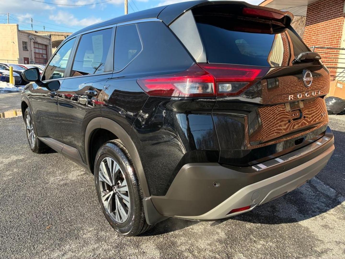 2023 BLACK NISSAN ROGUE SV (JN8BT3BA2PW) with an 1.5L engine, Continuously Variable transmission, located at 131 N Cameron st, Harrisburg, PA, 17101, (717) 561-2926, 40.267086, -76.875374 - WE FINANCE!!! Good Credit/ Challenged Credit/ No Credit - ALL Trade-Ins Welcomed!!! APPLY ONLINE or CALL us TODAY ;) Please call us to discuss your cash and/or financing options. - Photo#2