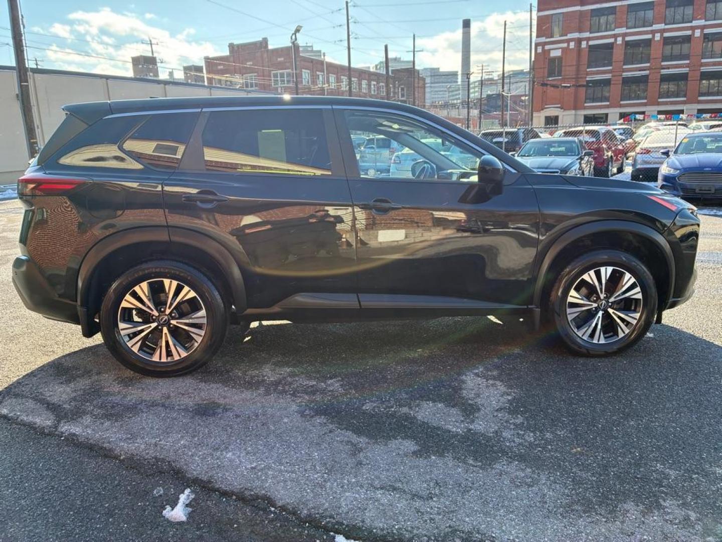 2023 BLACK NISSAN ROGUE SV (JN8BT3BA2PW) with an 1.5L engine, Continuously Variable transmission, located at 131 N Cameron st, Harrisburg, PA, 17101, (717) 561-2926, 40.267086, -76.875374 - WE FINANCE!!! Good Credit/ Challenged Credit/ No Credit - ALL Trade-Ins Welcomed!!! APPLY ONLINE or CALL us TODAY ;) Please call us to discuss your cash and/or financing options. - Photo#5