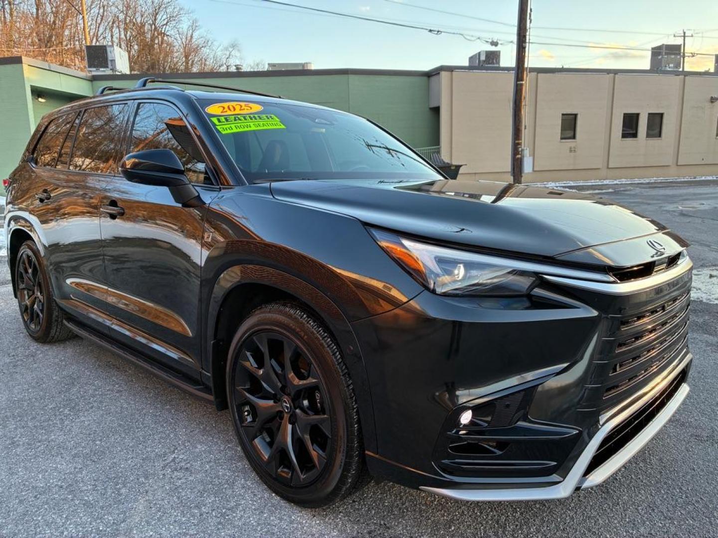 2025 BLACK LEXUS TX 500H F SPORT PREMIUM (5TDABAB67SS) with an 2.4L engine, Automatic transmission, located at 131 N Cameron st, Harrisburg, PA, 17101, (717) 561-2926, 40.267086, -76.875374 - WE FINANCE!!! Good Credit/ Challenged Credit/ No Credit - ALL Trade-Ins Welcomed!!! APPLY ONLINE or CALL us TODAY ;) Please call us to discuss your cash and/or financing options. - Photo#6