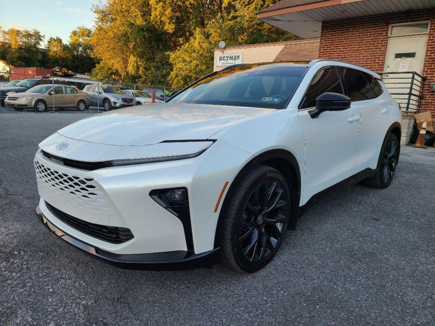 2025 WHITE TOYOTA CROWN SIGNIA XLE (JTDACAAJ6S3) with an 2.5L engine, Continuously Variable transmission, located at 7981 Paxton Street, Harrisburg, PA, 17111, (717) 561-2926, 40.261490, -76.749229 - WE FINANCE!!! Good Credit/ Bad Credit/ No Credit - ALL Trade-Ins Welcomed!!! ***Guaranteed Credit Approval*** APPLY ONLINE or CALL us TODAY ;) Please call us to discuss your cash and financing options. - Photo#0