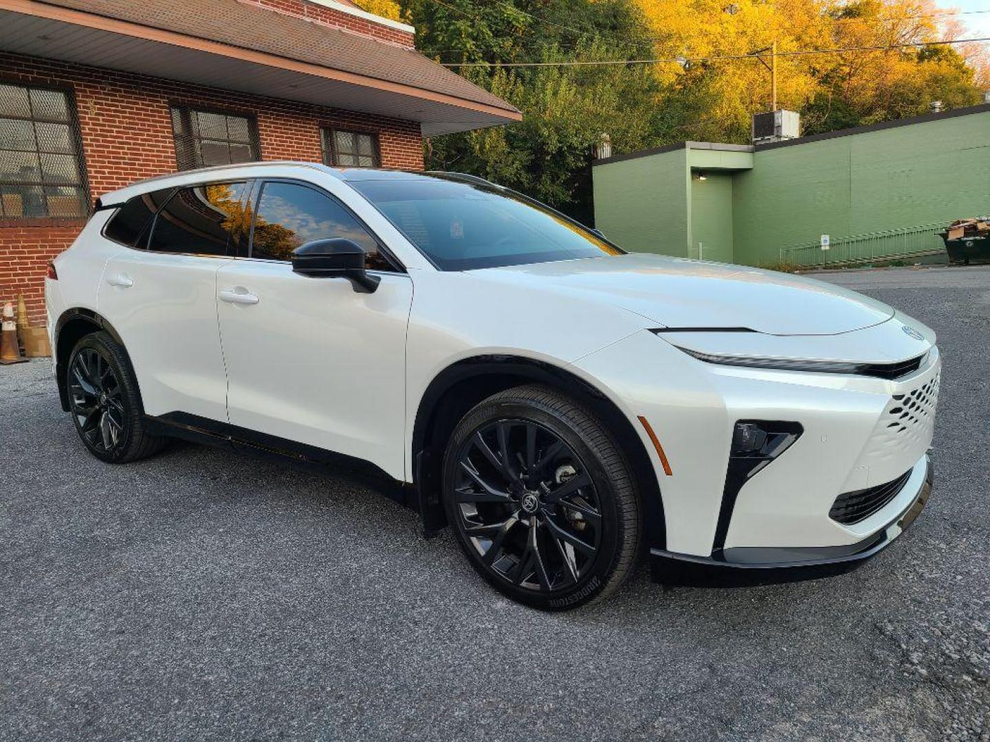 2025 WHITE TOYOTA CROWN SIGNIA XLE (JTDACAAJ6S3) with an 2.5L engine, Continuously Variable transmission, located at 7981 Paxton Street, Harrisburg, PA, 17111, (717) 561-2926, 40.261490, -76.749229 - WE FINANCE!!! Good Credit/ Bad Credit/ No Credit - ALL Trade-Ins Welcomed!!! ***Guaranteed Credit Approval*** APPLY ONLINE or CALL us TODAY ;) Please call us to discuss your cash and financing options. - Photo#6